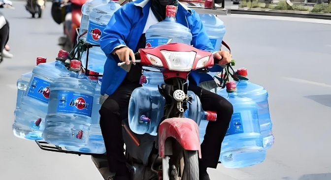 水店是统一工服和装备有多重要